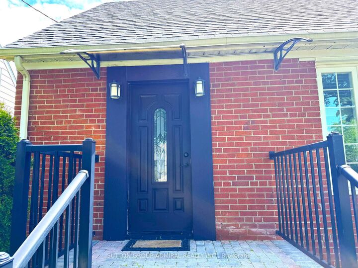 Property Photo:  35 Coppermill Drive  ON M9W 3Z4 