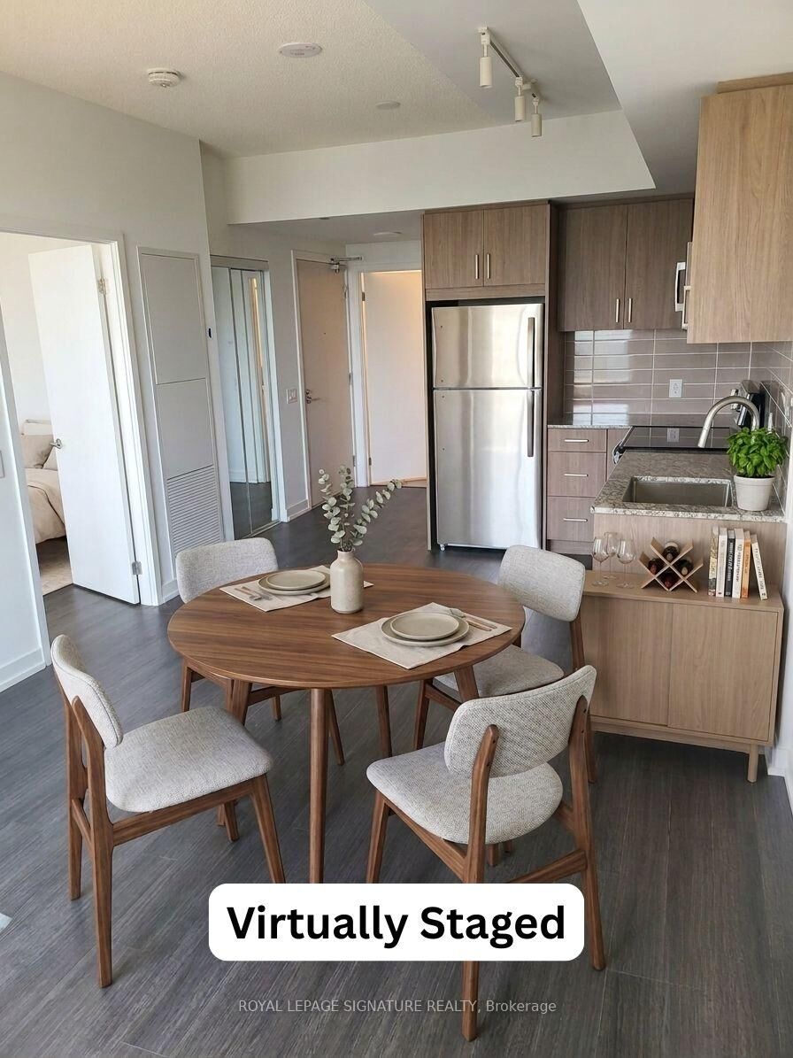 Property Photo: 4010 Eglinton Avenue W 909 ON M9A 0G5
