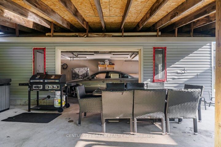 Property Photo: 506 Niagara Street ON L2M 3P5