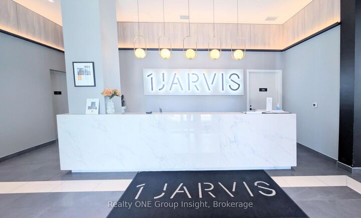 Property Photo:  1 Jarvis Street 425  ON L8R 0A8 