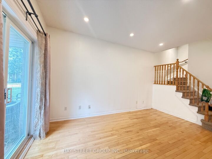 Property Photo:  20 St Moritz Way 16  ON L3R 4G4 