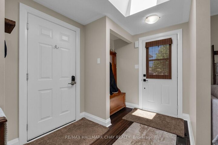 Property Photo:  17 Benjamin Lane  ON L4N 0S3 