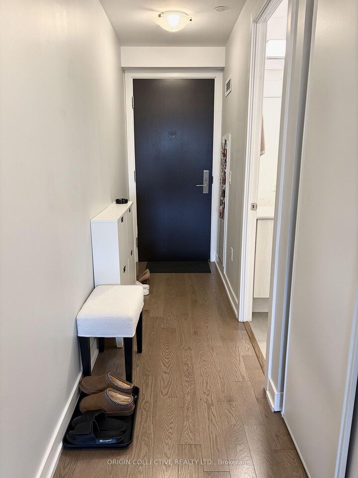 Property Photo:  330 Richmond Street W 609  ON M5V 1X2 