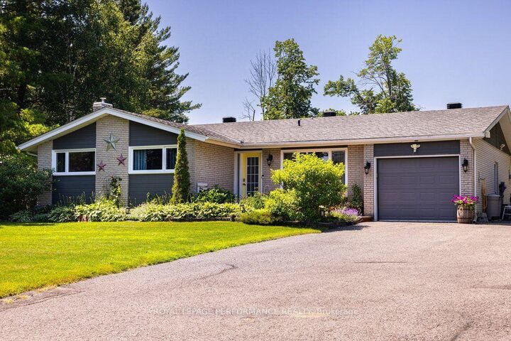 Property Photo:  81 Front Road  ON K0B 1K0 