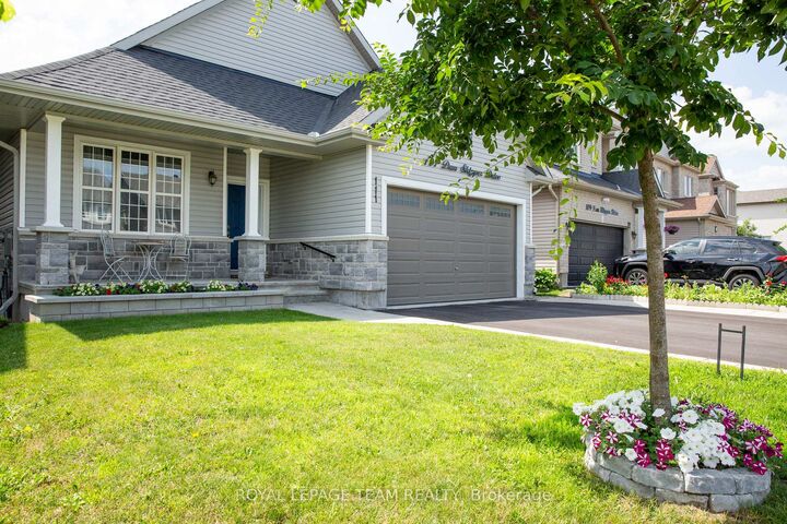 Property Photo: 111 Dun Skipper Drive ON K1X 0G1