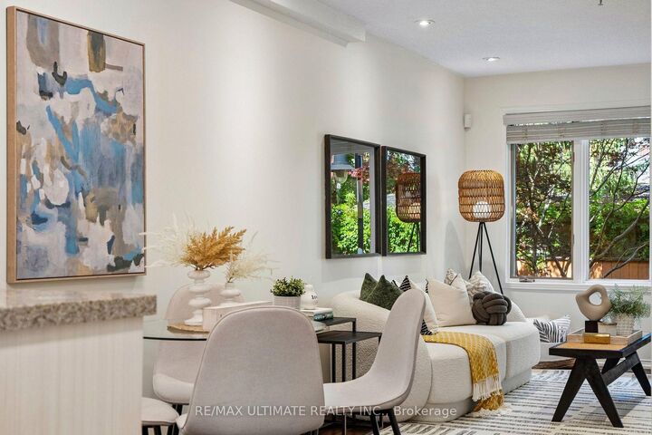 Property Photo:  217 St. George Street 25  ON M5R 3S7 