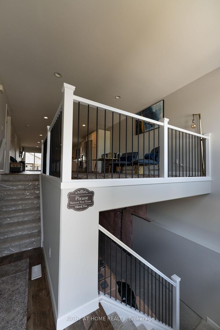 Property Photo:  115 Howard Road  ON N7M 0A4 