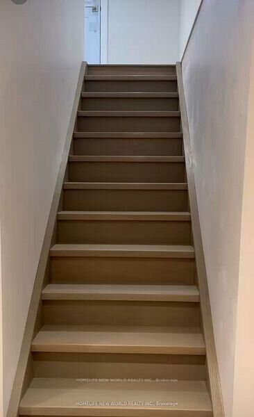 Property Photo:  410 Victor Court  ON L1W 3J8 