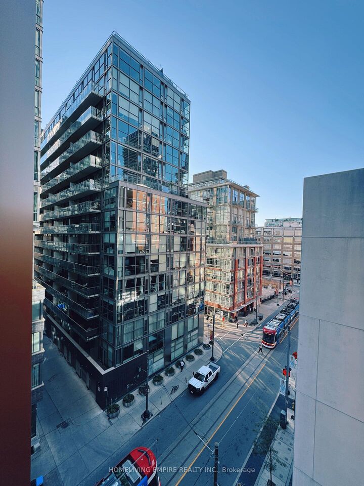 Property Photo:  400 King Street W 622  ON M5V 1K2 