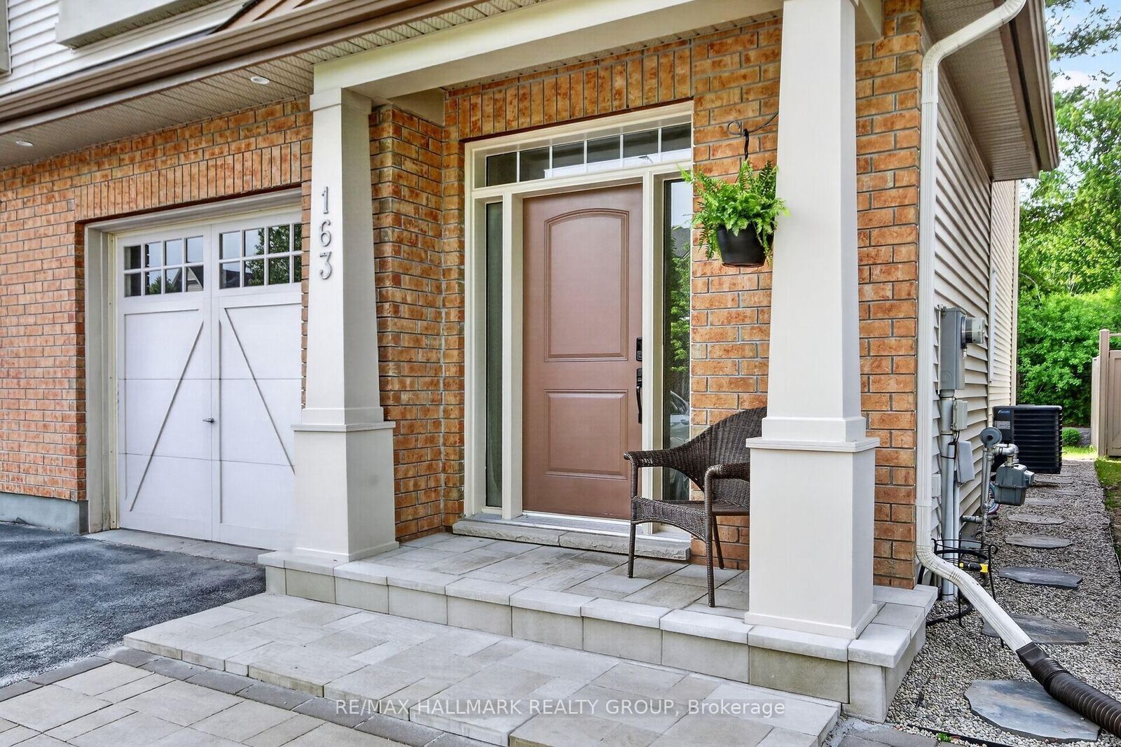 Property Photo:  163 Highbury Park Drive  ON K2J 5Y1 
