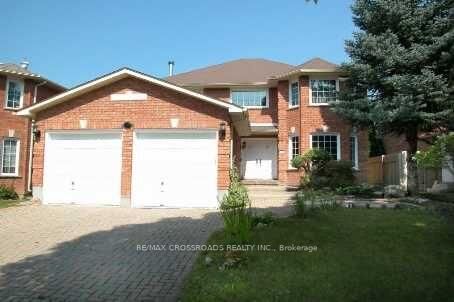 Property Photo:  32 Kew Gardens  ON L4B 1R5 