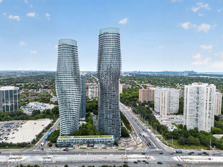 60 Absolute Avenue 4403 — photo 1