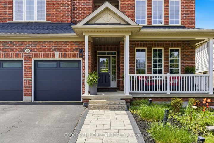 Property Photo:  905 Marigold Court  ON N2P 2Y3 