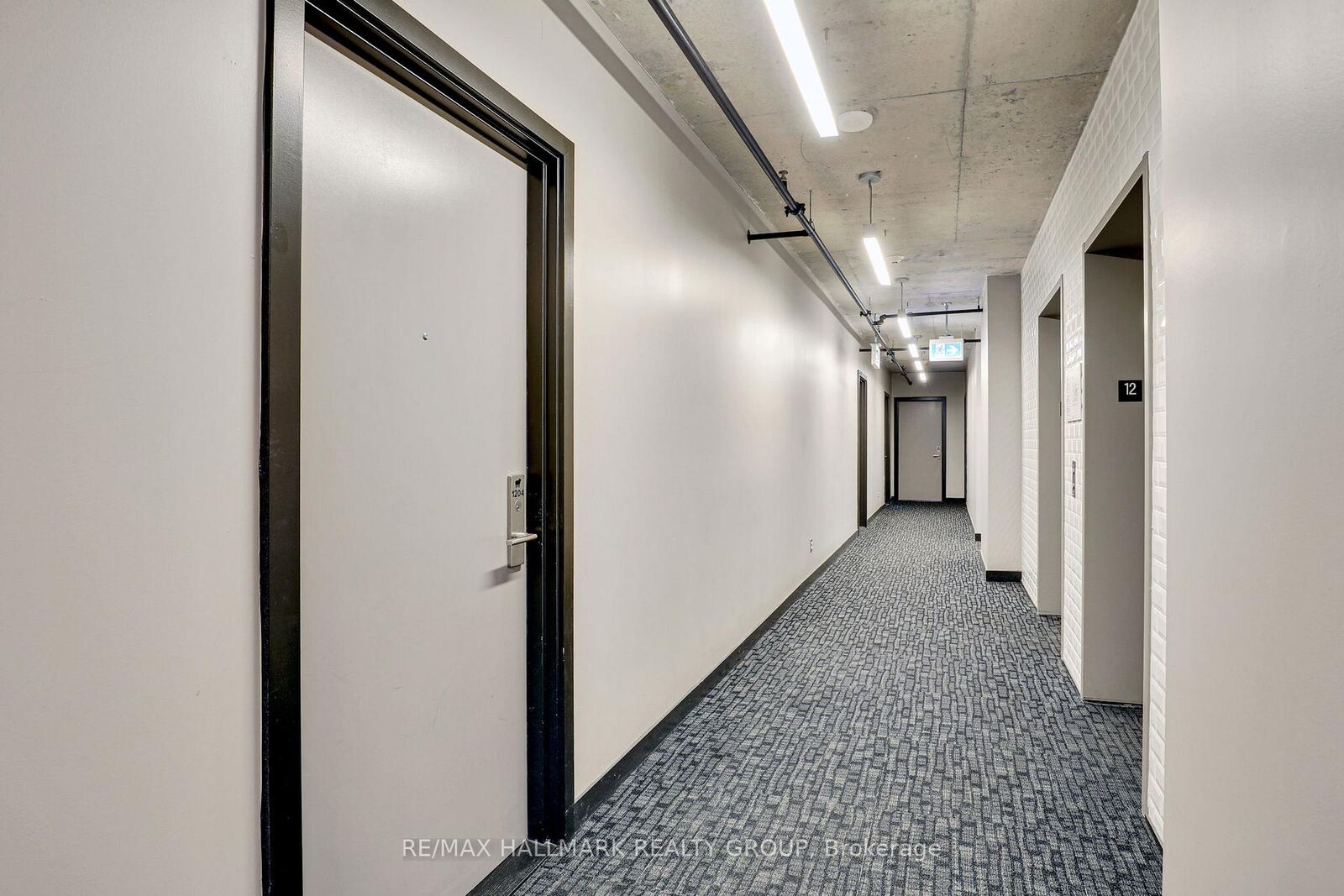 Property Photo: 203 Catherine Street 1204 ON K2P 1J5