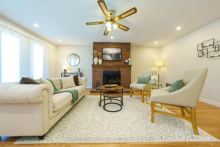 6763 Dolmage Court — photo 1