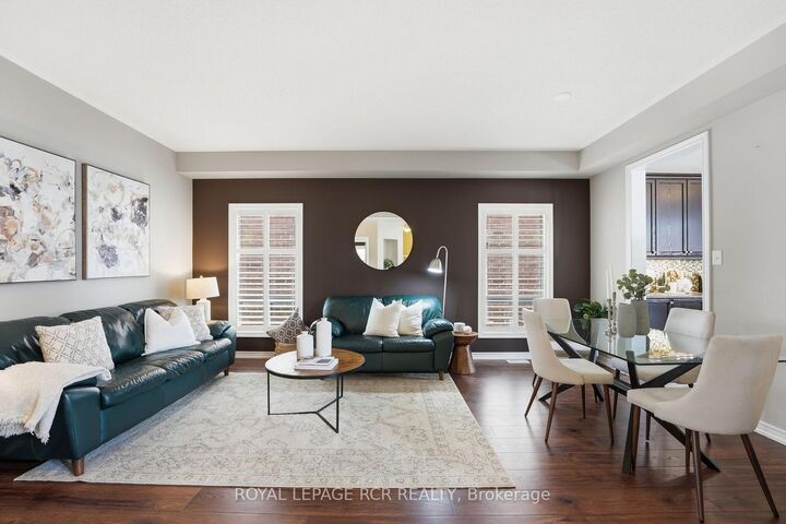 Property Photo:  179 Laurendale Avenue  ON L4P 0C2 