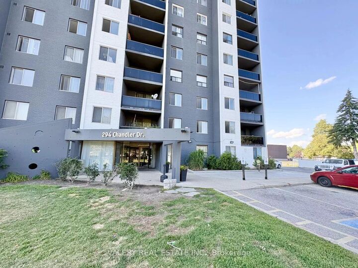 Property Photo: 294 Chandler Drive 1601 ON N2E 2K1