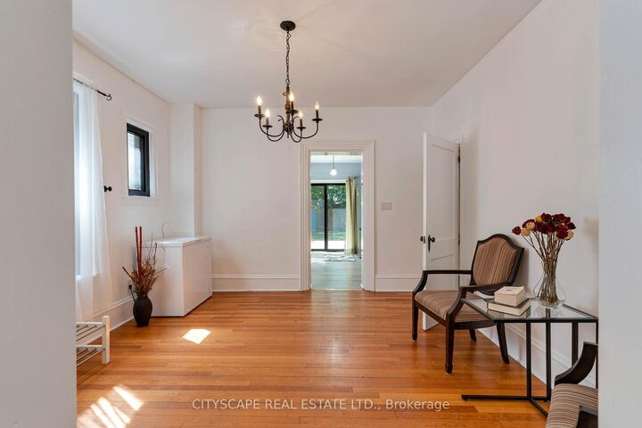 Property Photo: 29 Arthur Street ON N3S 3H4