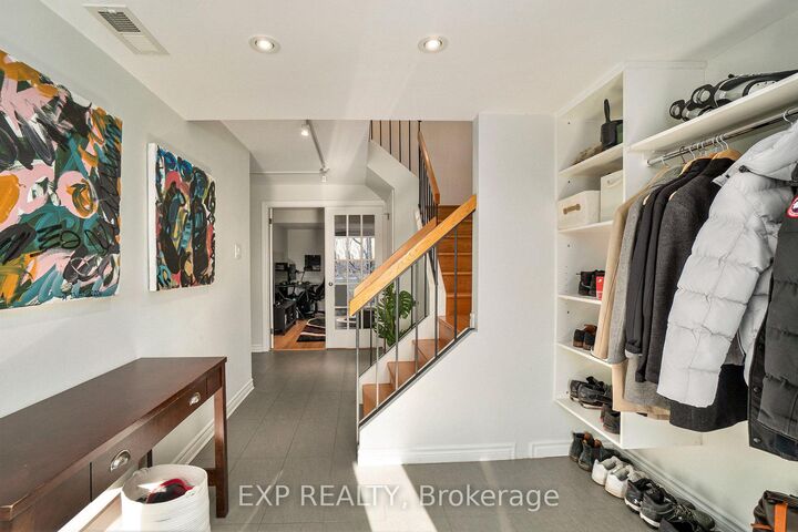 Property Photo:  6667 Bilberry Drive  ON K1C 4N5 