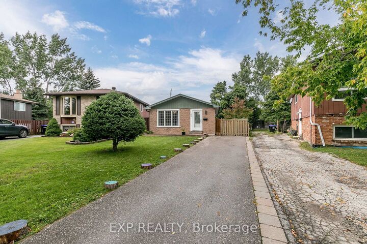 62 Courtice Crescent — photo 1