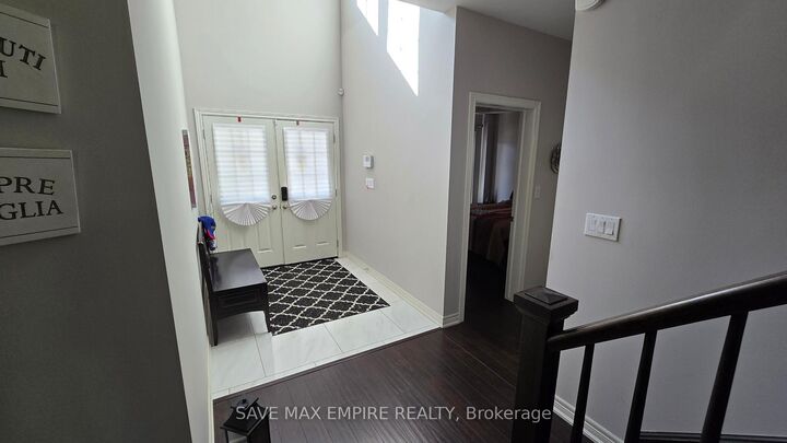 Property Photo: 7547 Lionshead Avenue ON L2G 0A6