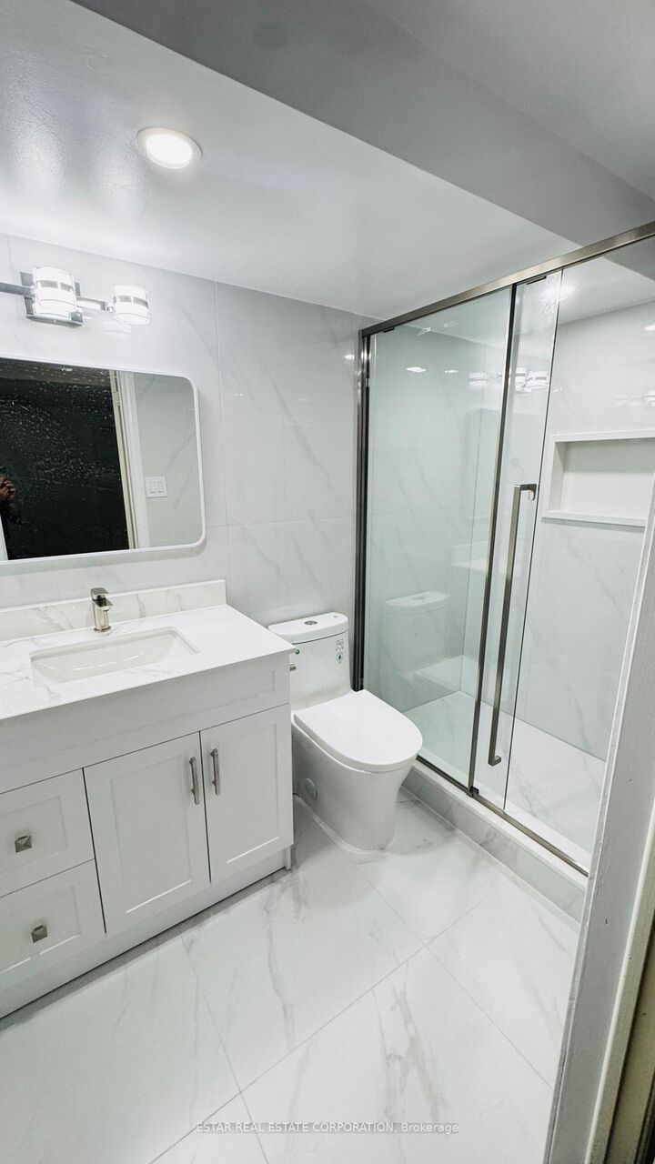 Property Photo: 39 Loweswater Avenue Basement ON L3R 7W8