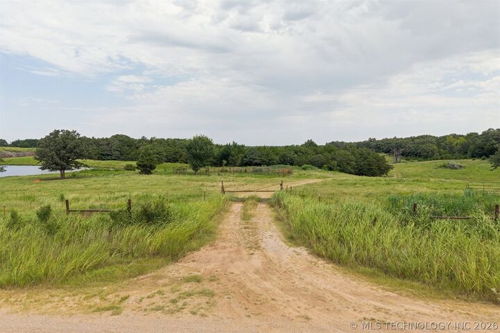Property Photo:  000 E 4100 Road  OK 74058 