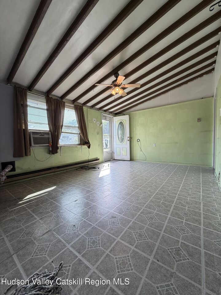 Property Photo: 33 Plattekill NY 12456