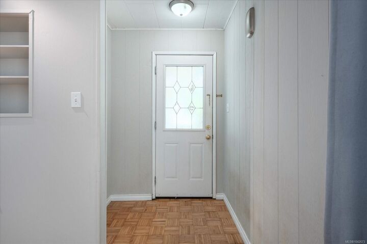 Property Photo:  261 Villa Rd  BC V9T 2P6 