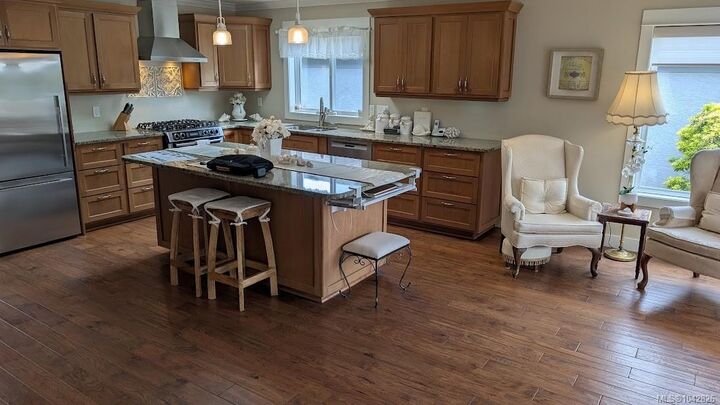 Property Photo: 1307 Oceanside Dr BC V9K 2K4