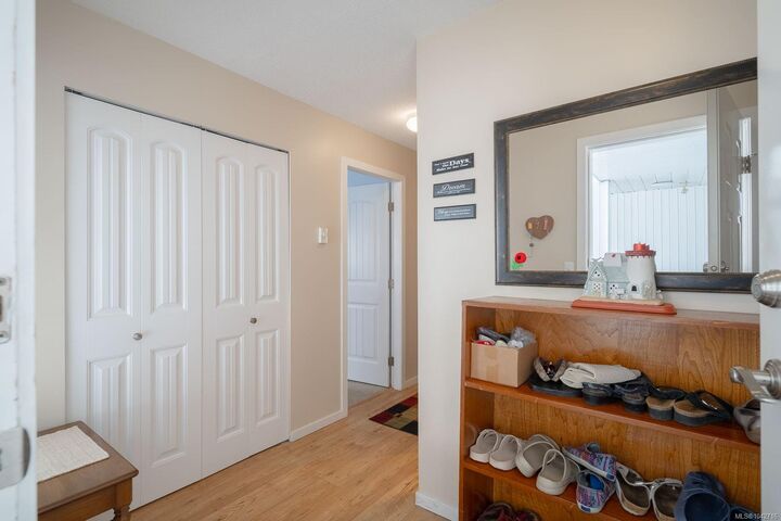 Property Photo: 9958 Daniel St #202 BC V0R 1K2