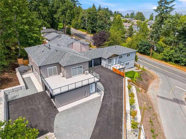 Property Photo: 5309 Toms Trnabt #201 BC V9T 5M9