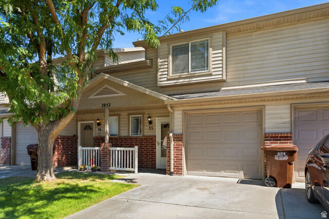 Property Photo: 2852 W 3975 S 35 UT 84401