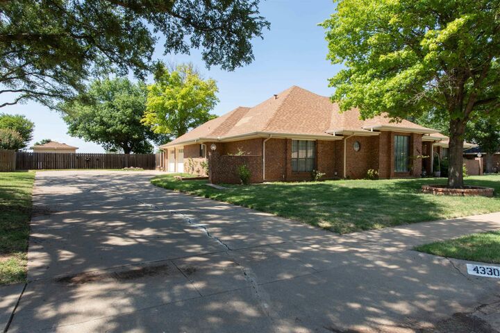 Property Photo:  4330 Chelsea Drive  TX 76309 