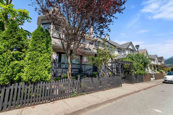 Property Photo: 46415 Bedford Parkway BC V2R 5N4