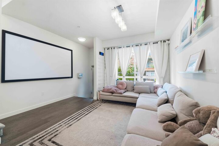 Property Photo: 10199 River Drive 82 BC V6X 1Z2