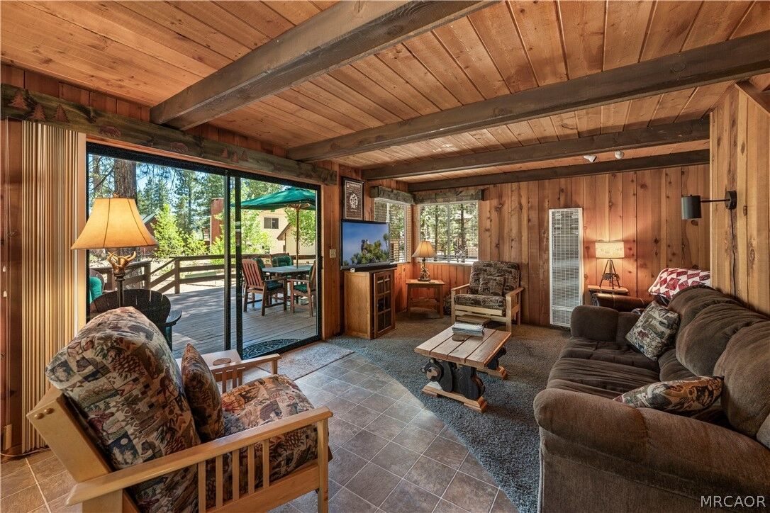 Property Photo:  39625 Flicker Road  CA 92333 