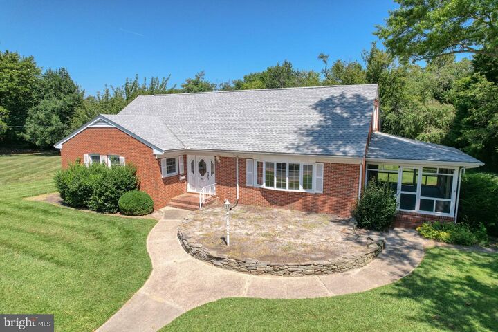 Property Photo: 43 Devries Circle DE 19958