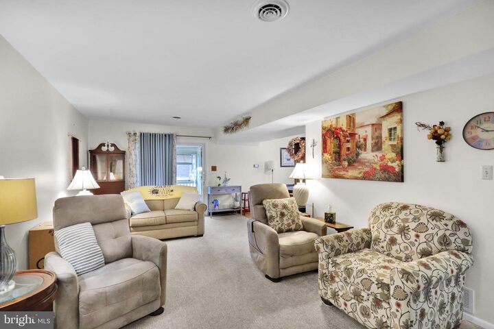 Property Photo: 7 Alpine Court B PA 19606
