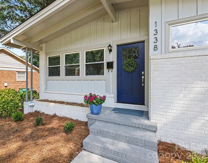 Property Photo:  1338 Edgewater Drive  NC 28210 