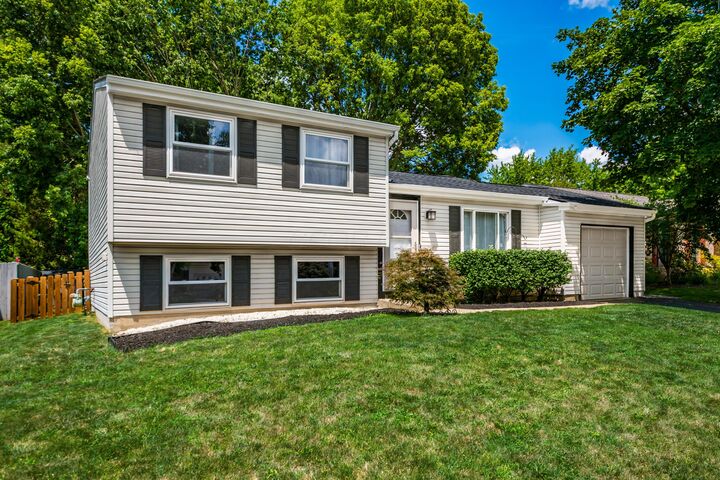 Property Photo:  3250 Rensbury Court  OH 43017 