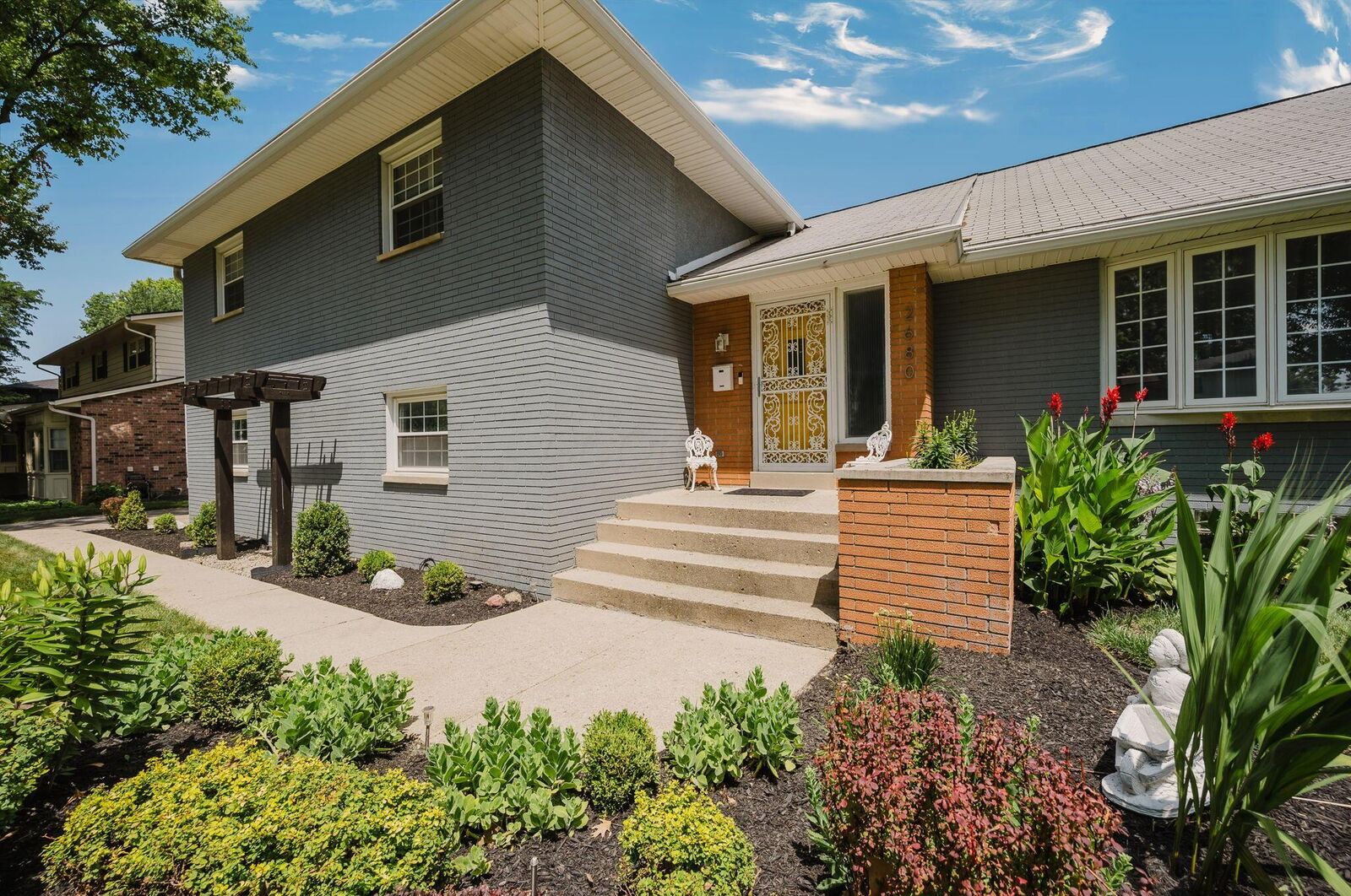 Property Photo: 2680 Mitzi Drive OH 43209