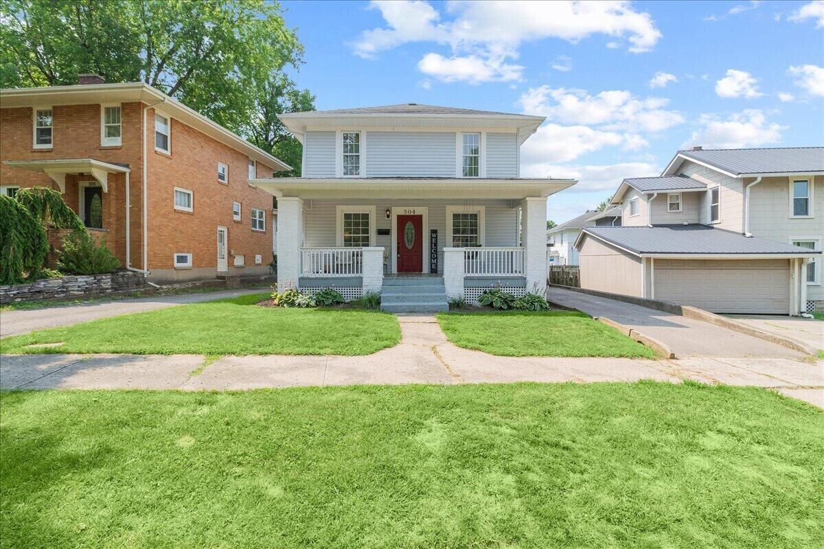 Property Photo:  304 E Williams Avenue  OH 43311 
