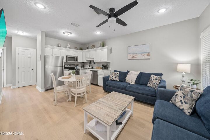 Property Photo:  228 Bonita Circle  FL 32408 