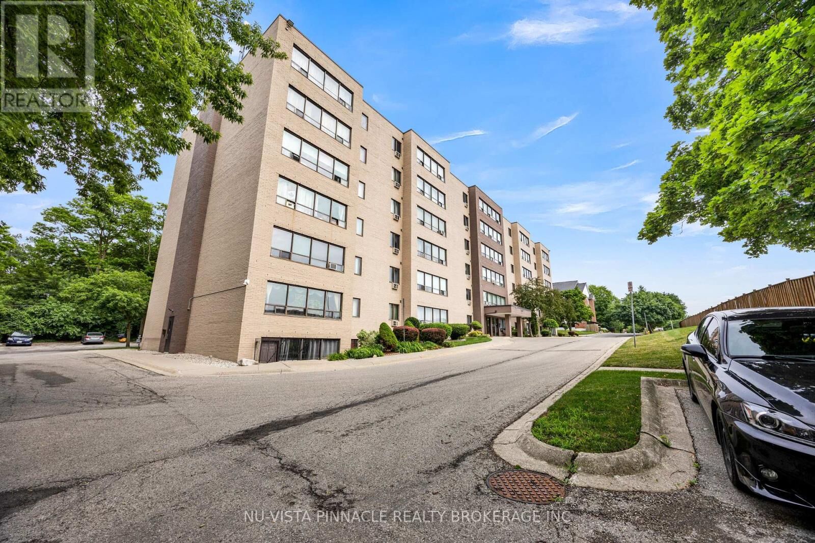 Property Photo:  650 Cheapside Street 210  ON N5Y 5J8 