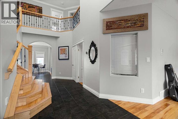 Property Photo:  169 Lindstrom Crescent  AB T9K 2N8 