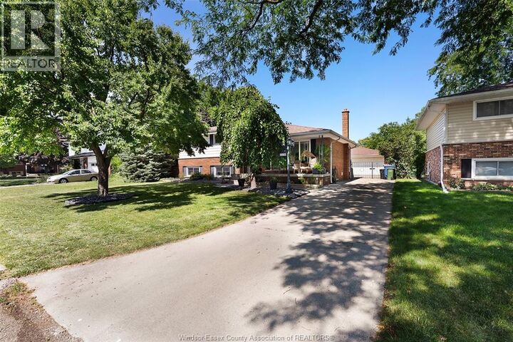 Property Photo:  1170 Garden Court Drive  ON N8S 2S3 