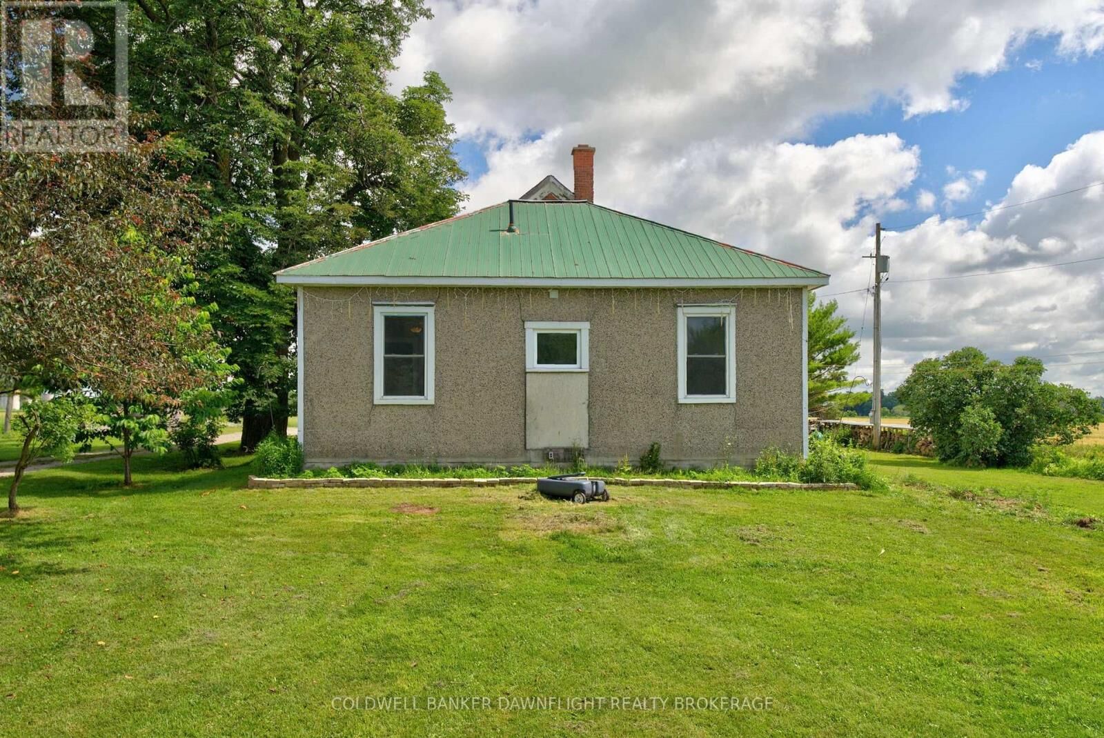 Property Photo:  5740 32 Line  ON N0K 1N0 