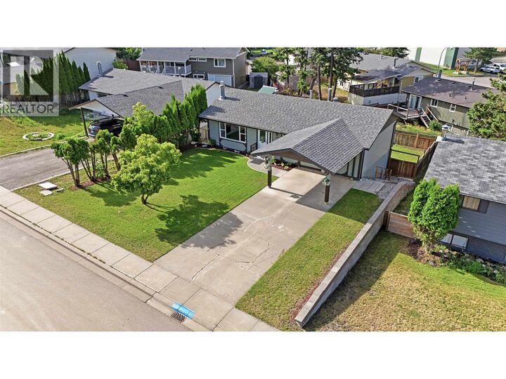 Property Photo: 338 Litzenburg Crescent BC V2G 4G8