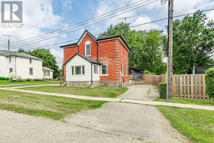 Property Photo:  19 Murray Street  ON N0J 1B0 